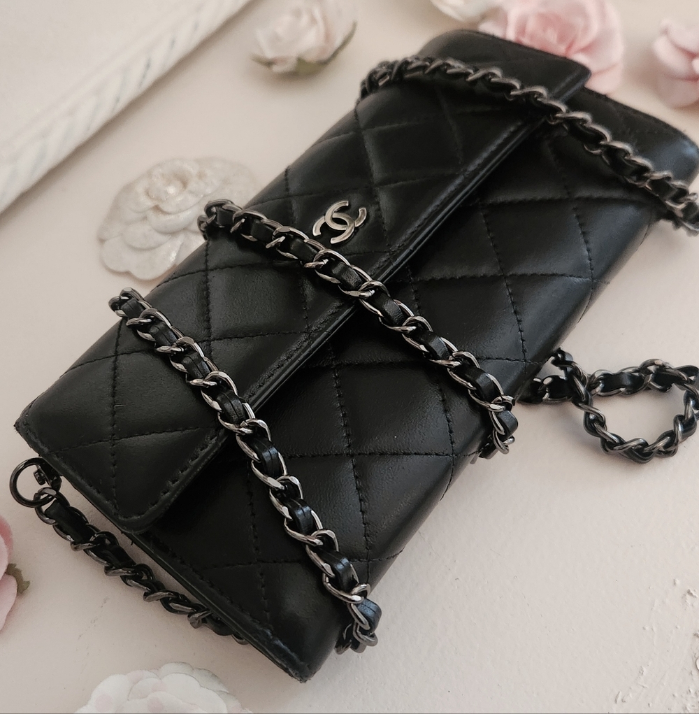 1️⃣1️⃣0️⃣0️⃣ CHANEL Black Quilted Leather Wallet - Picture 3 of 13